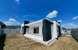 Casă modernistă, 4 camere, zona Micesti - Alba Iulia