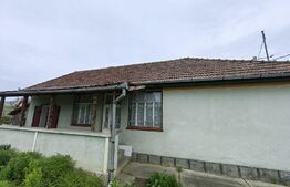 Casa 70 mp utili 2 camere, 1 bucatarie, plus anexe cu un teren de 2280 mp in Decea