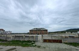 Investitie, Teren intravilan 11050 mp,  zona Baile Sarate - Ocna Mures