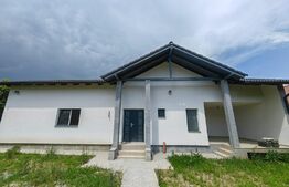 Casa individuala 120 mp utili semifinisata 3 camere 1 bucatarie 2 bai Zona Ampoita