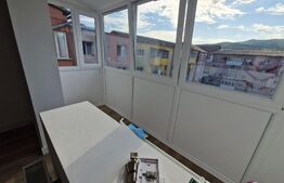 Apartament 3 camere, 52mp, Cetate-zona piata