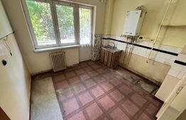 Apartament 4 camere, 102mp + Garaj,  zona - Cetate 