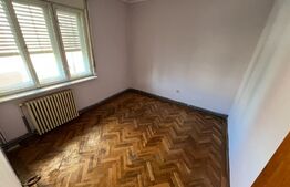Apartament 4 camere, 102mp + Garaj,  zona - Cetate 