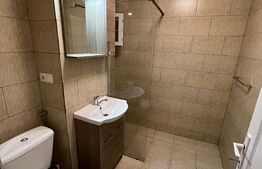 Apartament 3 camere, 75 mp, zona Cetate