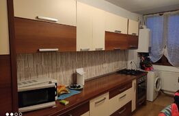 Apartament 3 camere, 65mp, zona Cetate