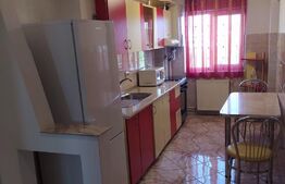 Apartament 2 camere, etaj 2, decomandat, zona Stadion