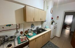 Apartament 3 camere, 64mp, 2 bai, zona Mercur