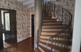 Casa 4 camere, 220 mp, Lipoveni