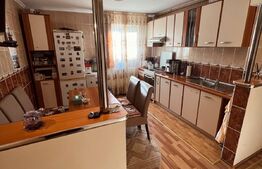 Apartament 3 camere, 64 mp, zona - Cetate