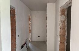 Apartament 3 camere, 106mp, zona Blaj