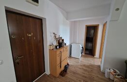 Apartament 3 camere, 80mp, garaj, zona Centrala