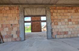 Casă individuală la roșu, 1007mp teren, zona Vințu de Jos