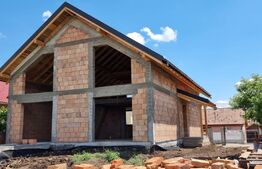 Casă individuală la roșu, 1007mp teren, zona Vințu de Jos