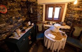 Casă cu teren 5ha, ciubar si platou plat, zona Vidra - Munții Apuseni