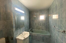 Apartament 2 camere, etaj 3, decomandat, zona Stadion