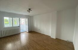 Apartament 2 camere, etaj 3, decomandat, zona Stadion