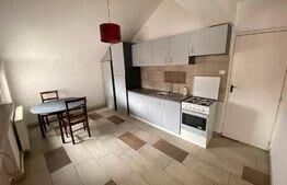 Apartament 3 camere, 100 mp, scara interioara, zona Centrala
