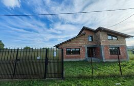 Casă individuală, 4 camere, teren 595 mp, Galtiu, Sântimbru