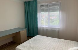 Apartament 3 camere, 63 mp, balcon, zona Cetate