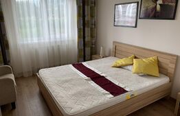 Apartament 3 camere, 63 mp, balcon, zona Cetate