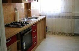 Apartament 3 camere, 100 mp, decomandat, balcon, zona Cetate