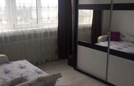 Apartament 3 camere, 100 mp, decomandat, balcon, zona Cetate