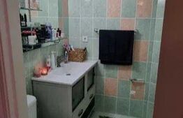 Apartament 3 camere, 100 mp, decomandat, balcon, zona Cetate