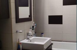 Apartament 2 camere, decomandat, zona Cetate