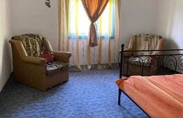 Casa de vacanta 3 camere baie 10 ha teren