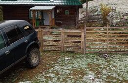 Casa de vacanta 3 camere baie 10 ha teren