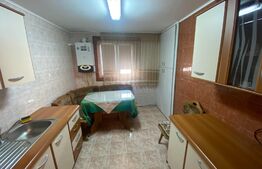 Apartament 3 camere, etaj intermediar, balcon, zona Cetate Piata