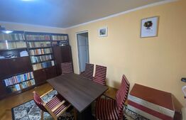 Apartament 3 camere, etaj intermediar, balcon, zona Cetate Piata