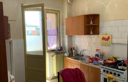 Apartament 3 camere, 87 mp, decomandat, zona Cetate