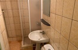 Apartament 4 camere , 79 mp, balcon, zona Sebes