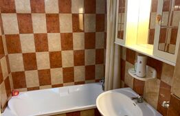 Apartament 4 camere , 79 mp, balcon, zona Sebes