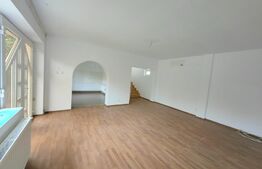 Casă individuală, 4 camere, 292 mp teren, zona Central