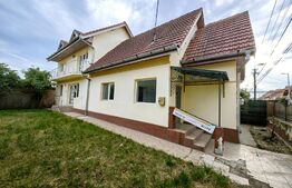 Casă individuală, 4 camere, 292 mp teren, zona Central