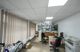 Spațiu comercial/birouri + apartament 2 camere, Sebeș