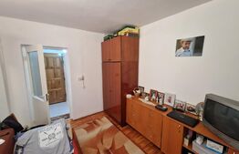 Apartament 3 camere, 57 mp, balcon, zona Cetate