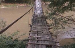 Teren intravilan, 5000 mp, situat lângă râul Arieș, comuna Muncel 