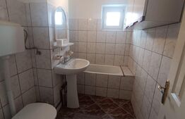 Apartament 2 camere, balcon, zona Cetate