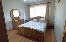 Apartament 2 camere, zona cetate, etaj intermediar.