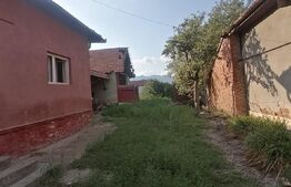 Casa 85 mp 3 camere baie 1000 mp teren in Sard