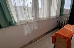 Apartament 3 camere, 65 mp, balcon, zona Cetate