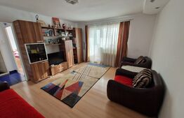 Apartament 3 camere, 65 mp, balcon, zona Cetate