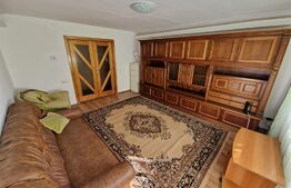 Apartament 3 camere, decomandat, etaj intermediar, 72mp, cetate