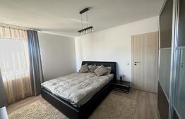 Casă tip duplex, 4 camere, zona Micești