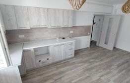 Apartament 3 camere, decomandat Cetate