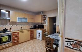 Casă individuală, 240 mp utili, teren 1000 mp, 6 camere, zona Cugir