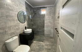 Apartament 3 camere, 61 mp, decomandat, zona Cetate